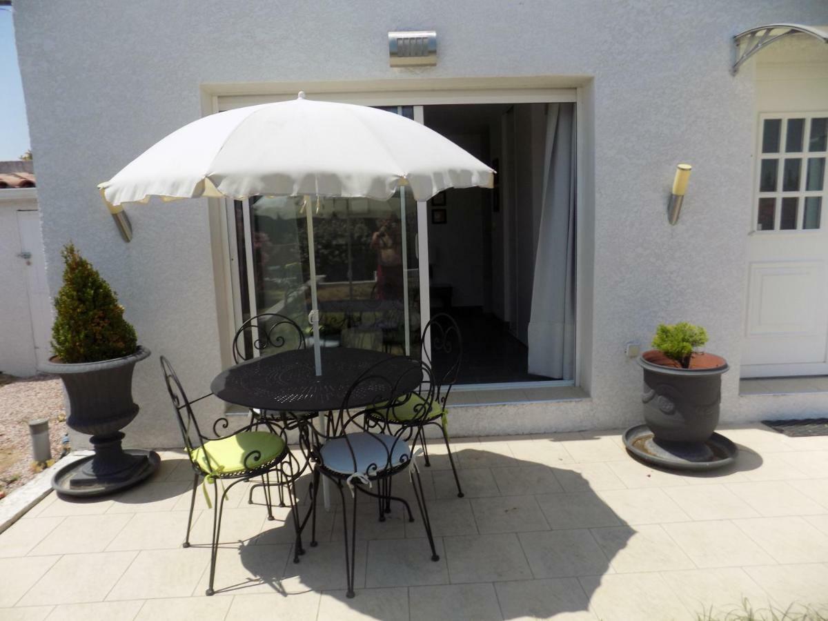 Villa Vaya Villemoustaussou 外观 照片